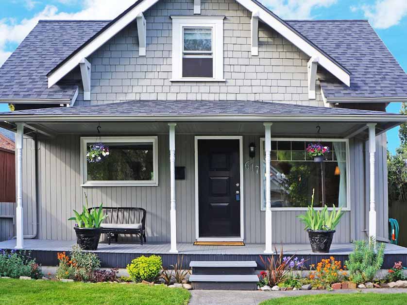 1/4 Lap Board and Batten Siding